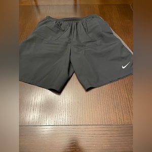 Nike Dri-Fit shorts xl